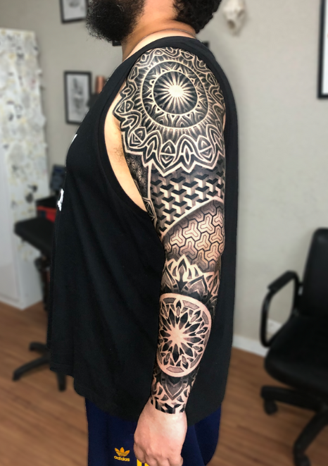 tatuagem geometrica blackwork 3
